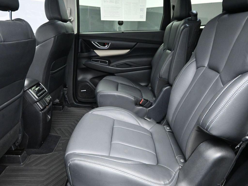2020 Subaru Ascent Vehicle Photo in Cedar Rapids, IA 52402