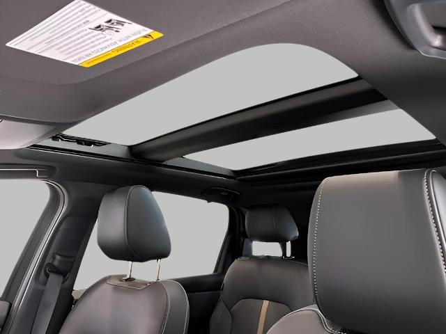 2025 Mazda CX-90 Vehicle Photo in Green Bay, WI 54304