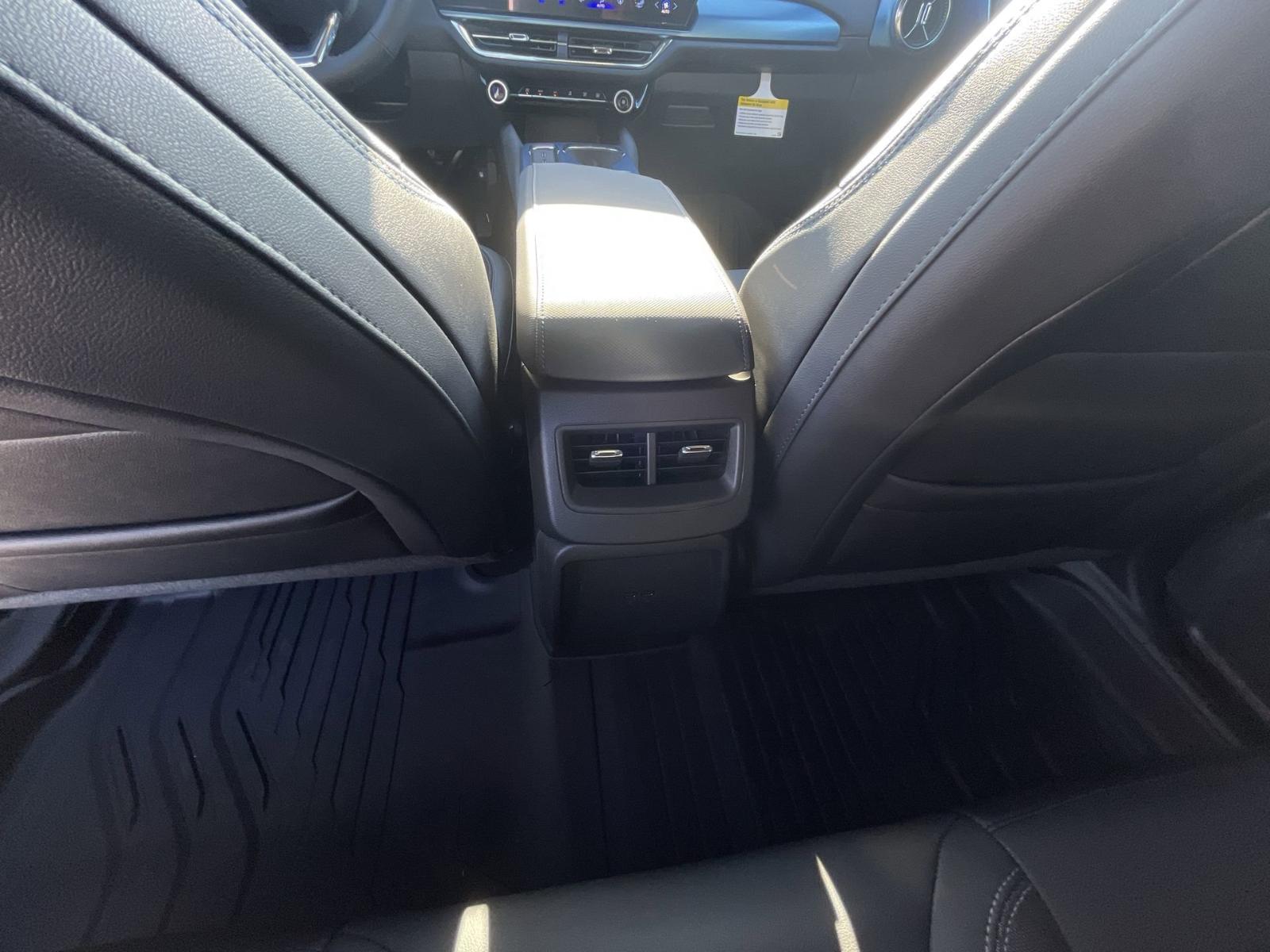 2025 Chevrolet Equinox EV Vehicle Photo in BENTONVILLE, AR 72712-4322