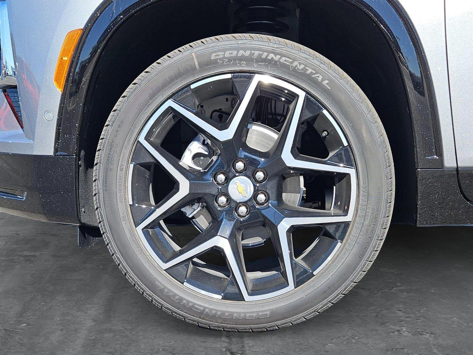 2025 Chevrolet Traverse Vehicle Photo in GILBERT, AZ 85297-0446