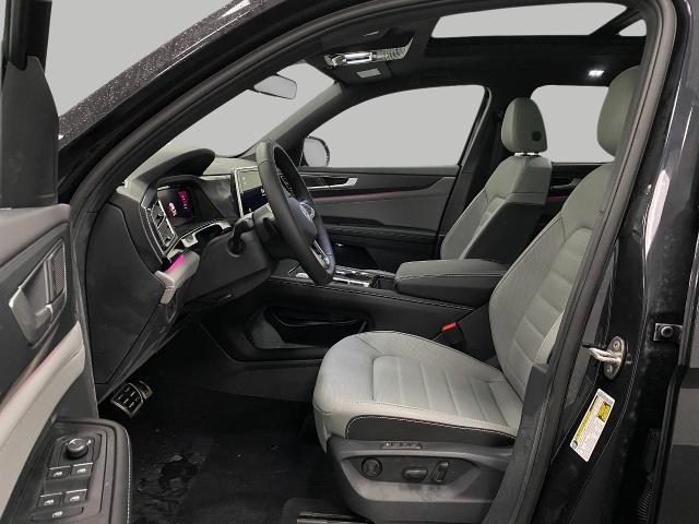 2025 Volkswagen Atlas Cross Sport Vehicle Photo in Appleton, WI 54913