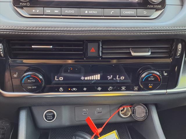2021 Nissan Rogue Vehicle Photo in TAMPA, FL 33612-3404