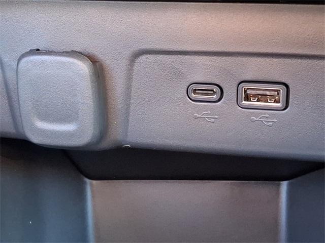 2025 Chevrolet Trax Vehicle Photo in LEWES, DE 19958-4935