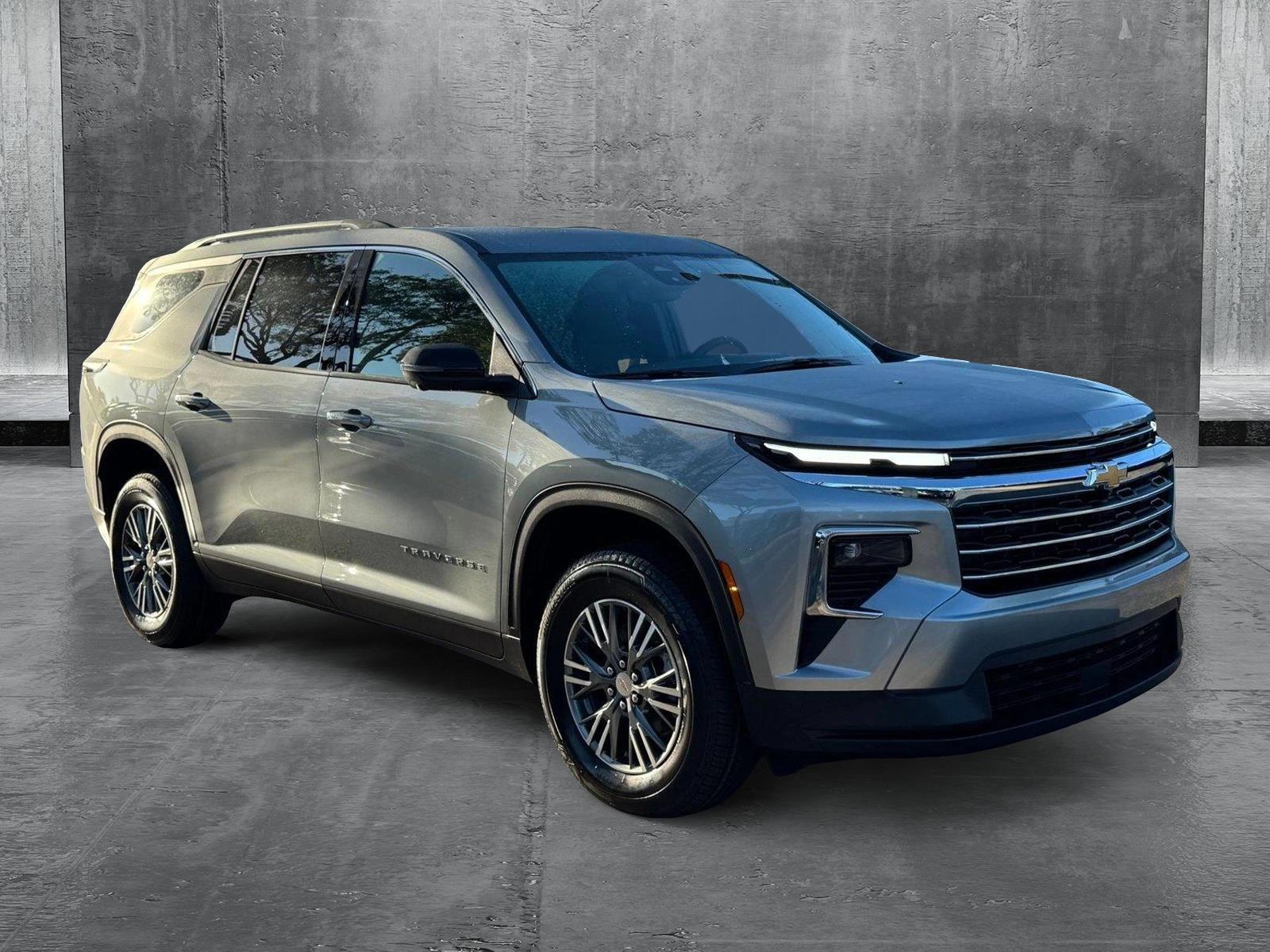 2025 Chevrolet Traverse Vehicle Photo in GREENACRES, FL 33463-3207