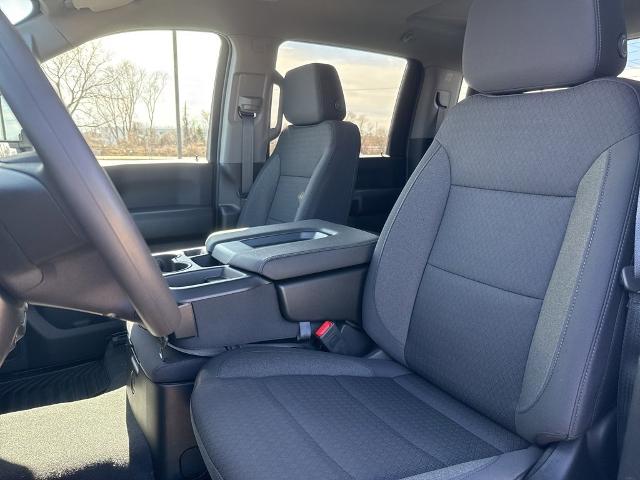 2025 Chevrolet Silverado 2500 HD Vehicle Photo in MANHATTAN, KS 66502-5036