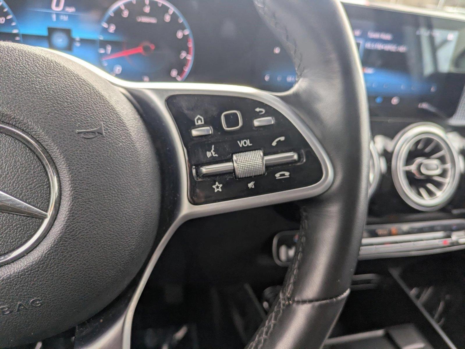 2022 Mercedes-Benz GLB Vehicle Photo in Cockeysville, MD 21030
