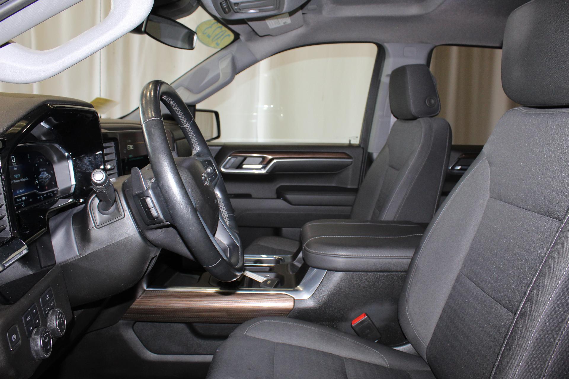 Used 2023 Chevrolet Silverado 1500 RST with VIN 2GCUDEED2P1141276 for sale in Northampton, MA