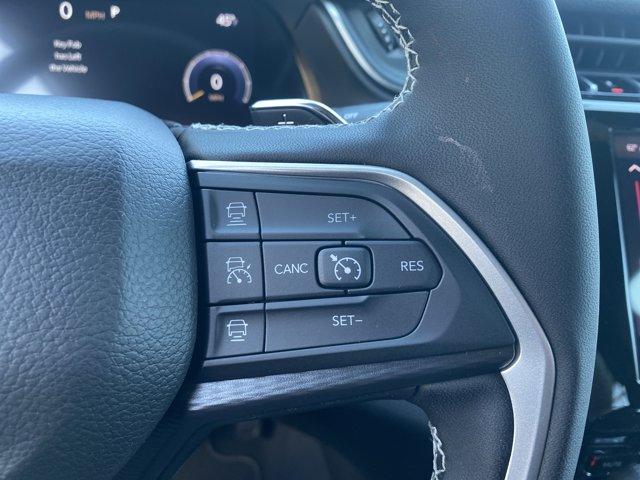 2025 Jeep Grand Cherokee Vehicle Photo in Doylsetown, PA 18901