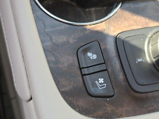 2022 GMC Acadia Vehicle Photo in Pleasant Hills, PA 15236