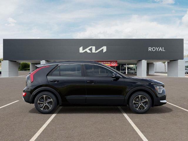 2025 Kia Niro Vehicle Photo in Tucson, AZ 85712