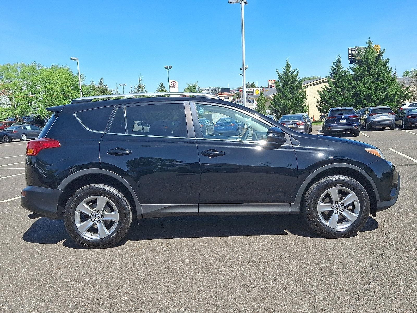 2015 Toyota RAV4 Vehicle Photo in Trevose, PA 19053