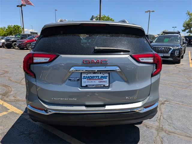 2024 GMC Terrain Vehicle Photo in AURORA, CO 80012-4011