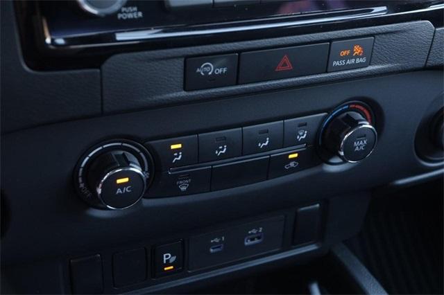 2024 Nissan Frontier Vehicle Photo in Hazelwood, MO 63042