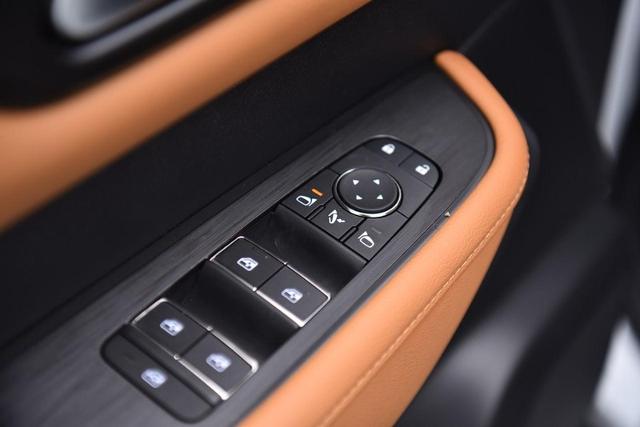 2025 Nissan Armada Vehicle Photo in Ballwin, MO 63011