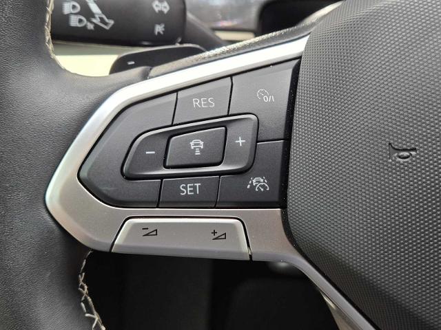 2025 Volkswagen Atlas Vehicle Photo in DENTON, TX 76210-9321