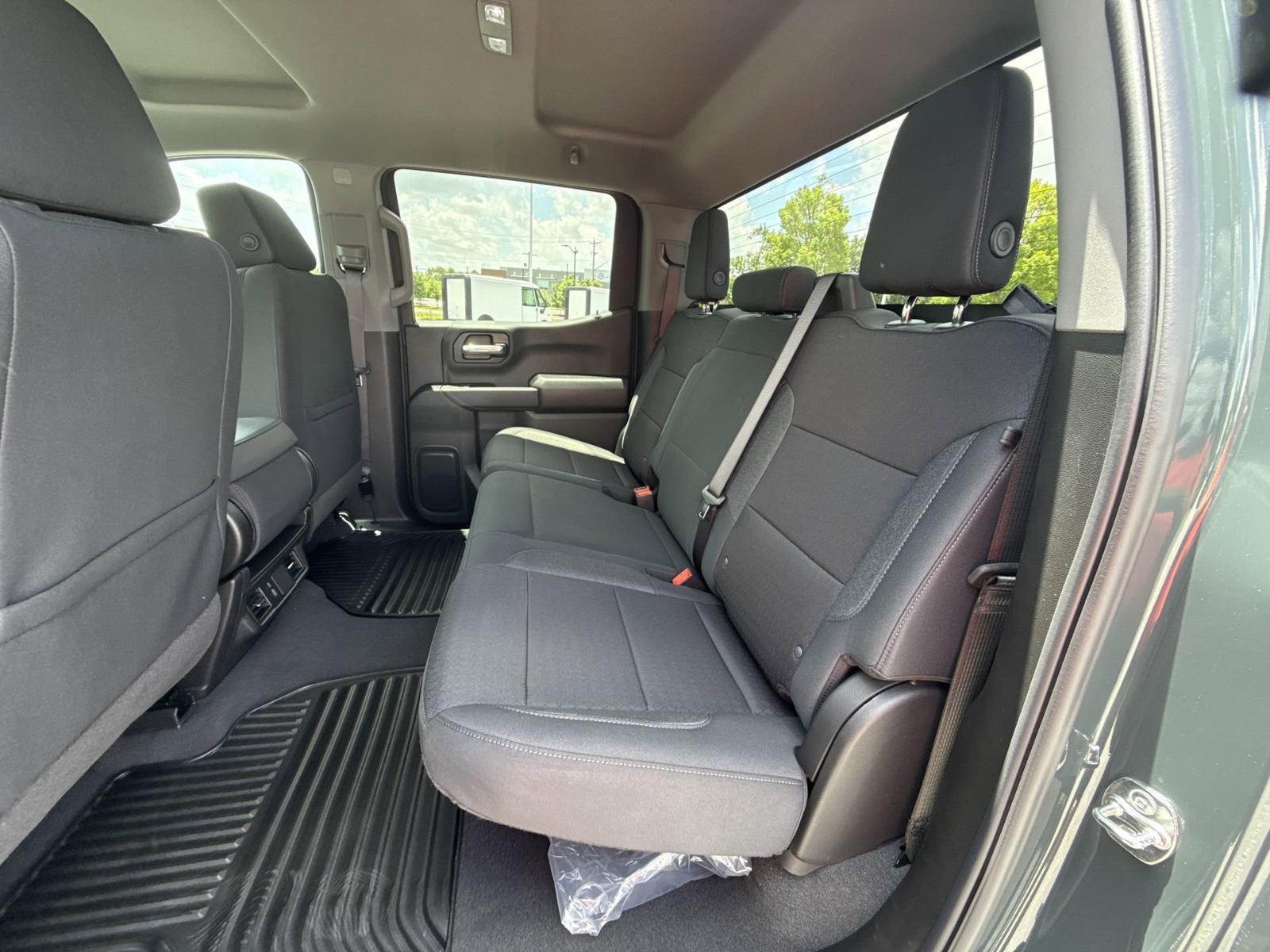 2025 Chevrolet Silverado 1500 Vehicle Photo in BENTONVILLE, AR 72712-4322