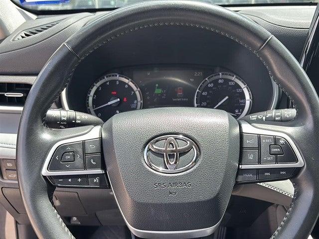 2022 Toyota Highlander Vehicle Photo in Grapevine, TX 76051
