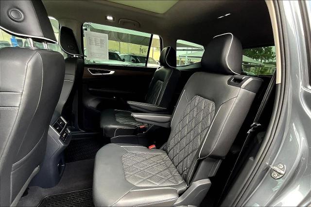 2024 Volkswagen Atlas Vehicle Photo in San Antonio, TX 78230