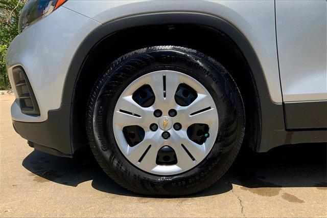 2017 Chevrolet Trax Vehicle Photo in KANSAS CITY, MO 64114-4502