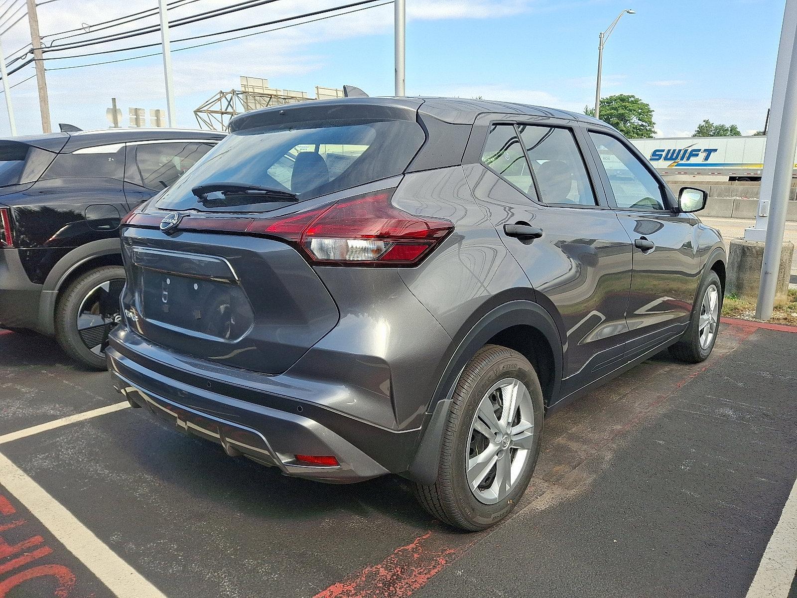 2025 Nissan Kicks Play Vehicle Photo in Harrisburg, PA 17111-1033