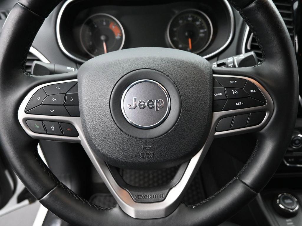 2020 Jeep Cherokee Vehicle Photo in Marion, IA 52302