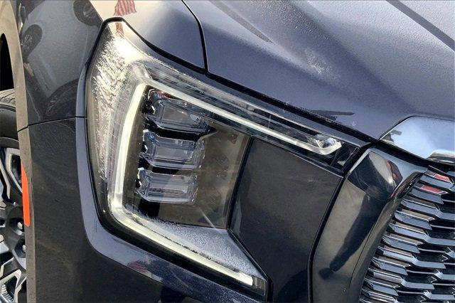 2023 GMC Yukon Vehicle Photo in KANSAS CITY, MO 64114-4502