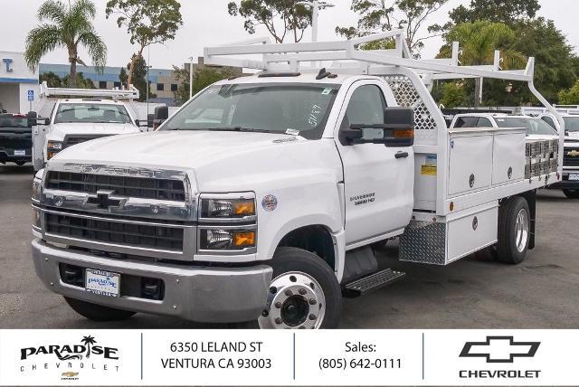 2023 Chevrolet Silverado Chassis Cab Vehicle Photo in VENTURA, CA 93003-8585