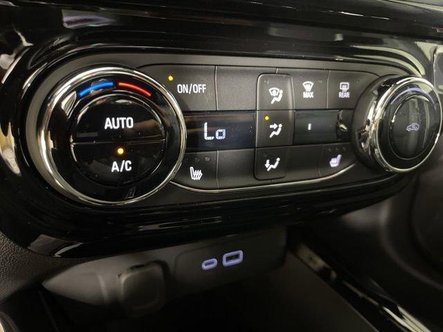 2025 Chevrolet Trax Vehicle Photo in PHOENIX, AZ 85014-3381