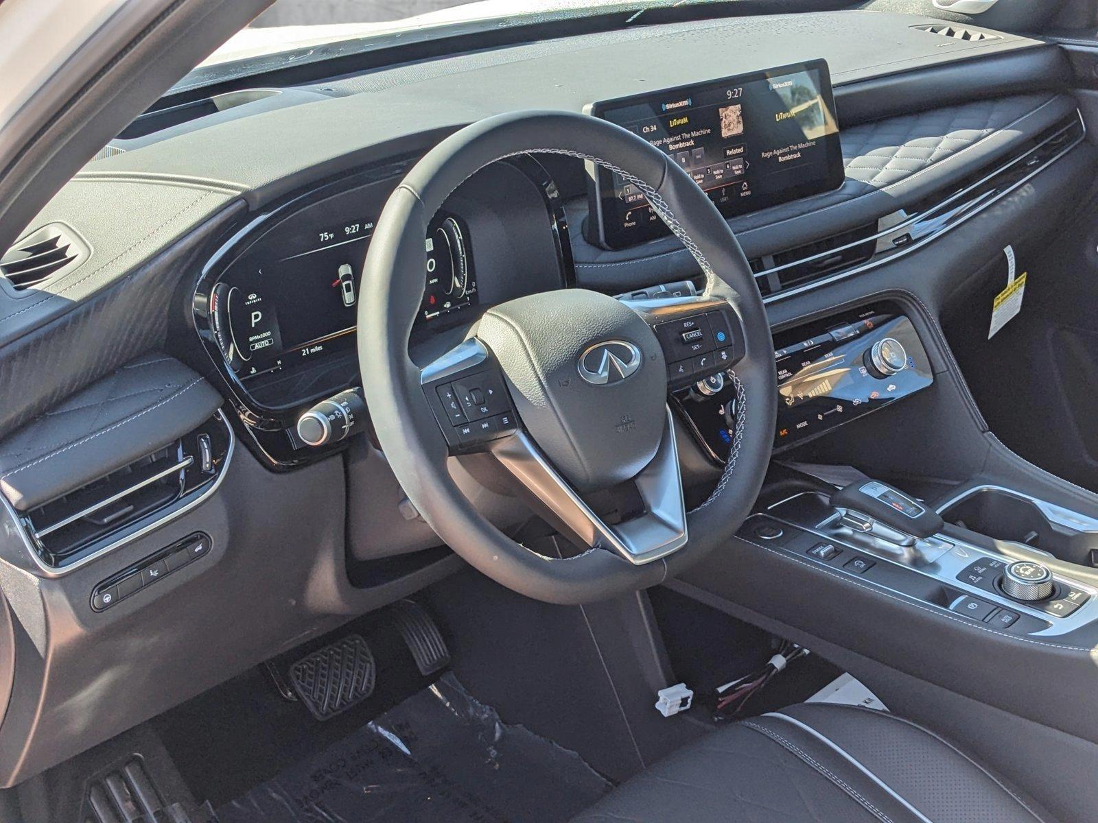 2025 INFINITI QX60 Vehicle Photo in Tustin, CA 92782
