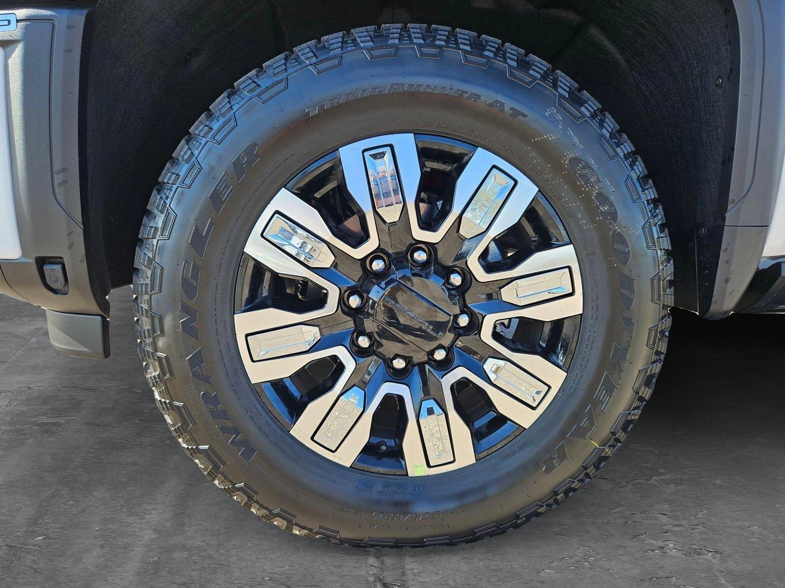 2025 GMC Sierra 2500 HD Vehicle Photo in HENDERSON, NV 89014-6702