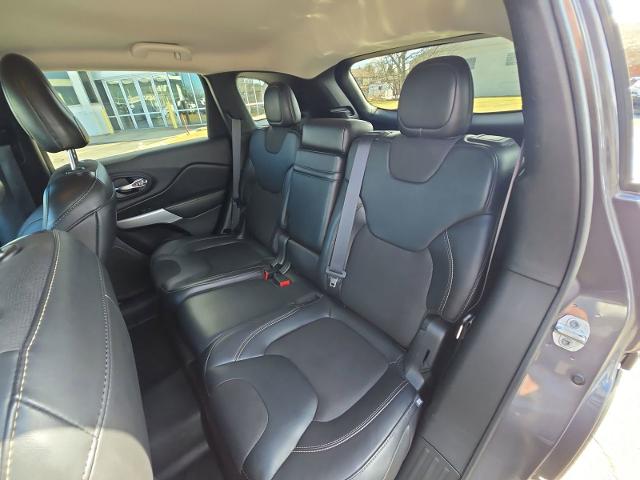 2018 Jeep Cherokee Vehicle Photo in WILLIAMSVILLE, NY 14221-2883