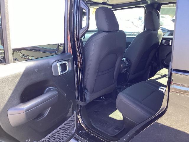 2022 Jeep Gladiator Vehicle Photo in Gardner, MA 01440