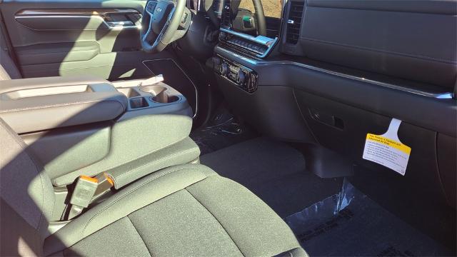 2025 Chevrolet Silverado 1500 Vehicle Photo in FLAGSTAFF, AZ 86001-6214