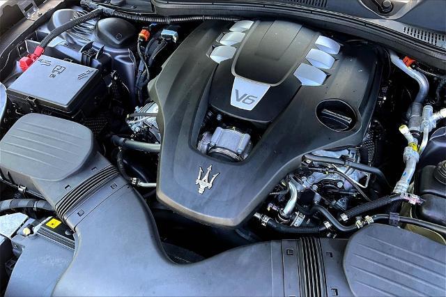 2022 Maserati Ghibli Vehicle Photo in Tulsa, OK 74145