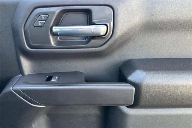 2025 GMC Sierra 1500 Vehicle Photo in ELK GROVE, CA 95757-8703