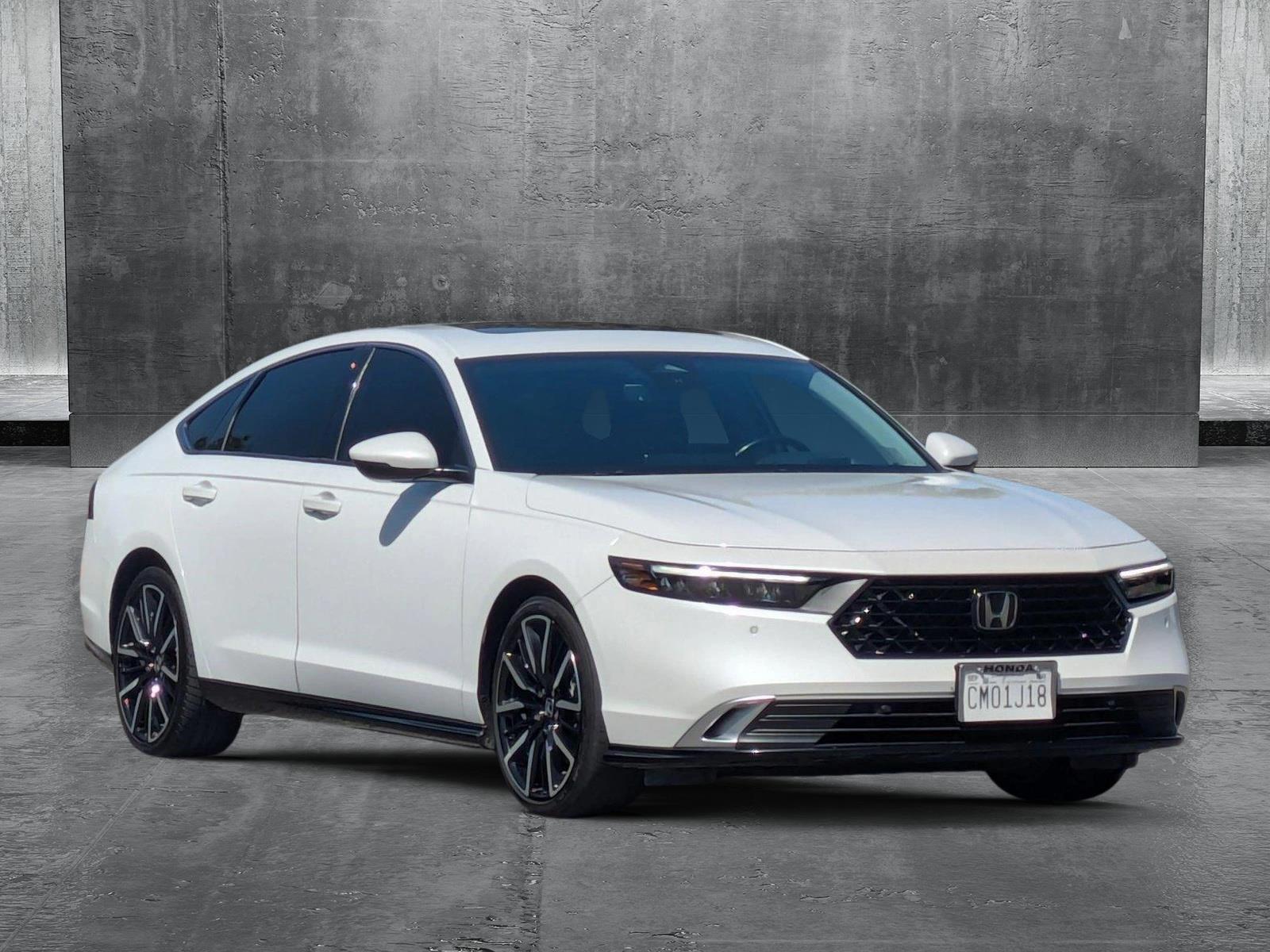2023 Honda Accord Hybrid Vehicle Photo in Valencia, CA 91355-1794