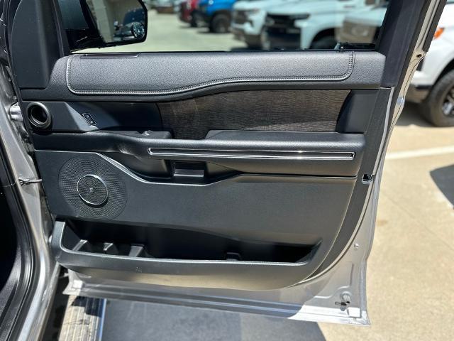 2021 Ford Expedition Vehicle Photo in Grapevine, TX 76051