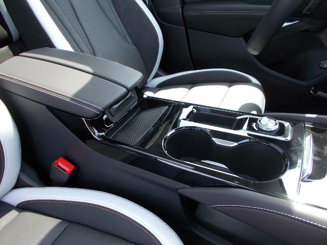 2025 Buick Envision Vehicle Photo in LOWELL, MA 01852-4336