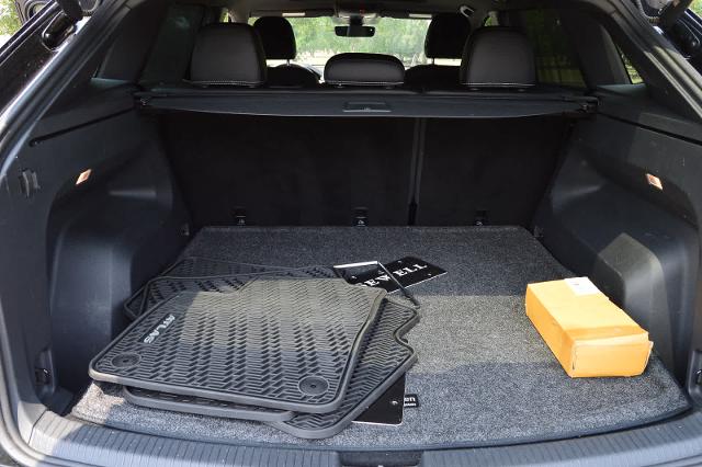 2023 Volkswagen Atlas Cross Sport Vehicle Photo in Houston, TX 77090
