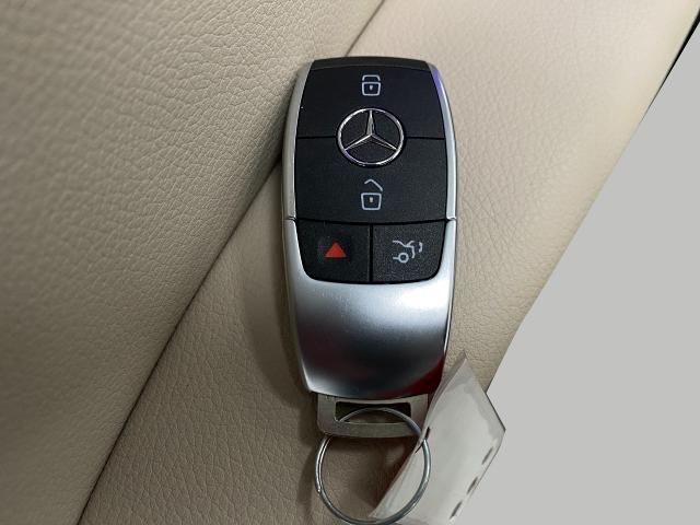 2022 Mercedes-Benz GLC Vehicle Photo in Appleton, WI 54913