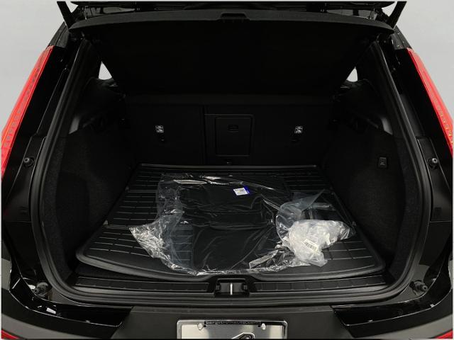 2026 Volvo XC40 Vehicle Photo in Appleton, WI 54913