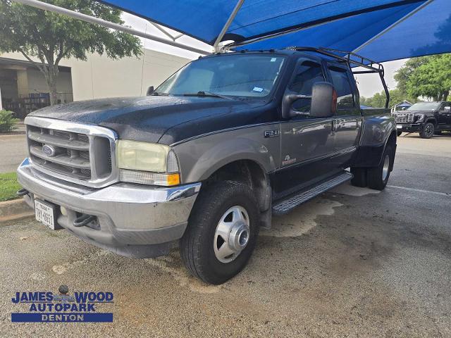 2004 Ford Super Duty F-350 DRW Vehicle Photo in DENTON, TX 76210-9321