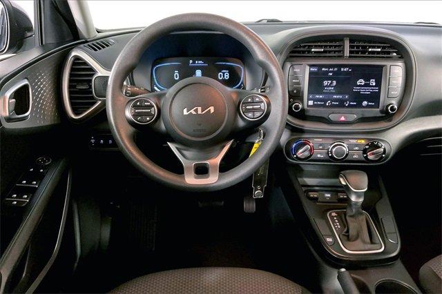2024 Kia Soul Vehicle Photo in KANSAS CITY, MO 64114-4502