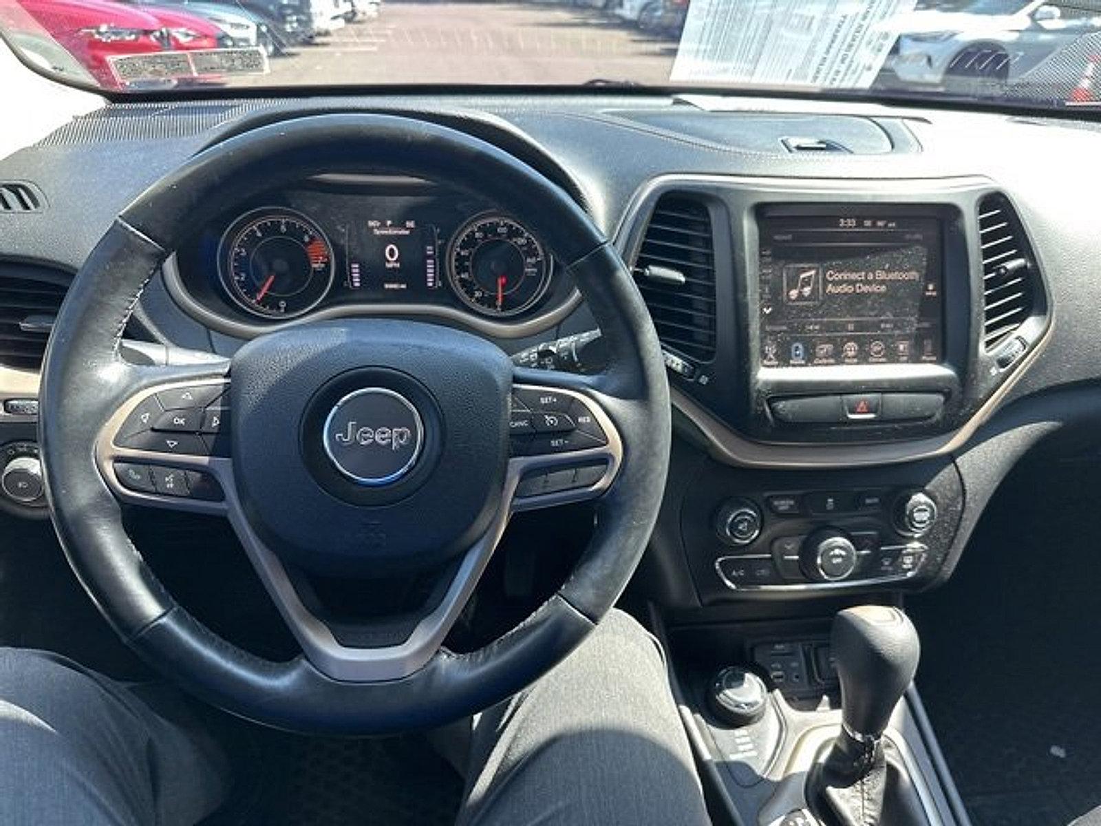 2017 Jeep Cherokee Vehicle Photo in Willow Grove, PA 19090