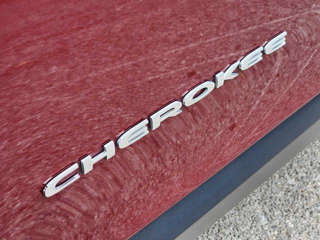 2019 Jeep Cherokee Vehicle Photo in DENTON, TX 76210-9321