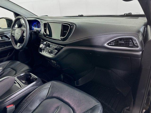 2022 Chrysler Pacifica Vehicle Photo in Doylsetown, PA 18901