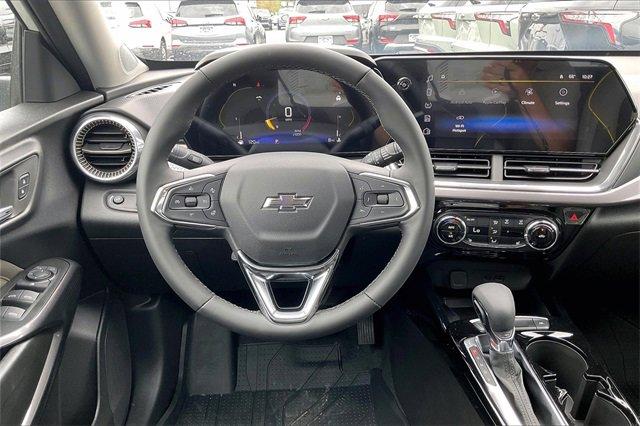 2025 Chevrolet Trax Vehicle Photo in INDEPENDENCE, MO 64055-1314