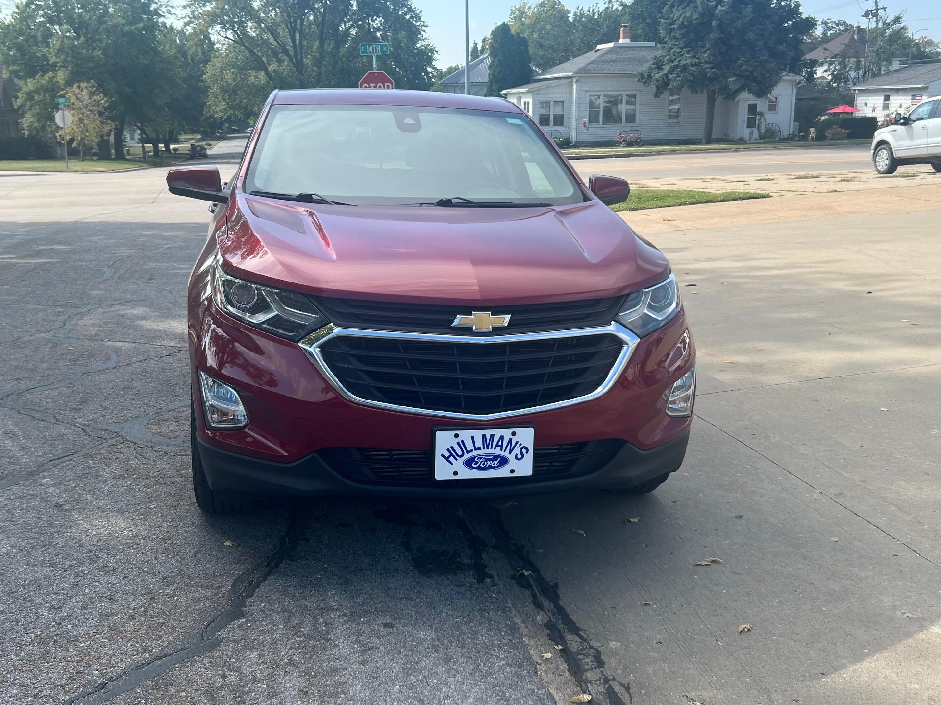 Used 2021 Chevrolet Equinox LT with VIN 2GNAXUEV7M6115078 for sale in Falls City, NE