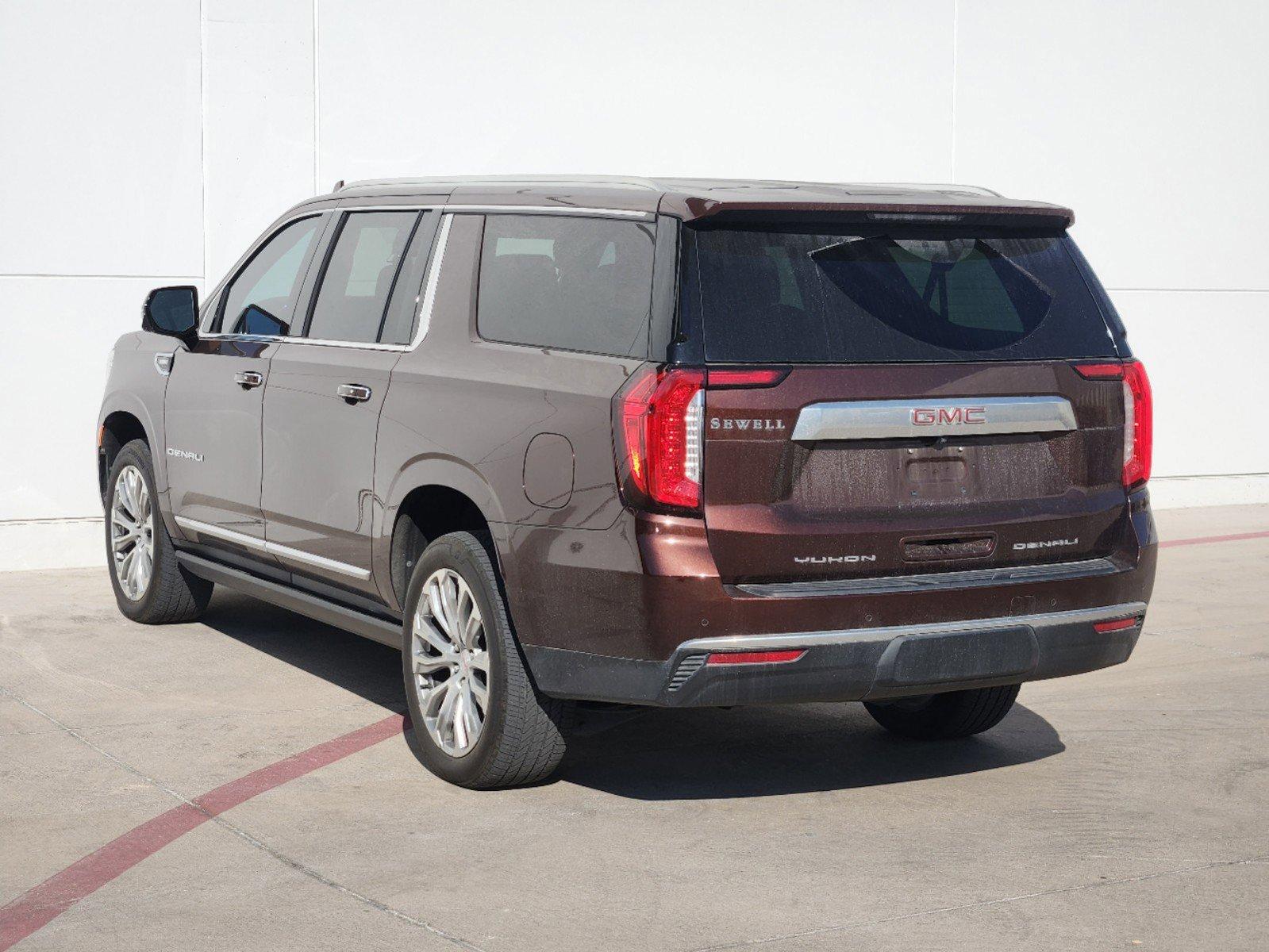 2023 GMC Yukon XL Vehicle Photo in GRAPEVINE, TX 76051-8302