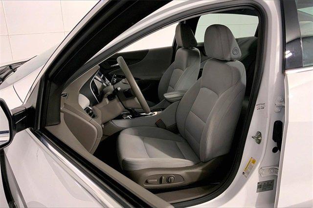 2022 Chevrolet Malibu Vehicle Photo in KANSAS CITY, MO 64114-4502